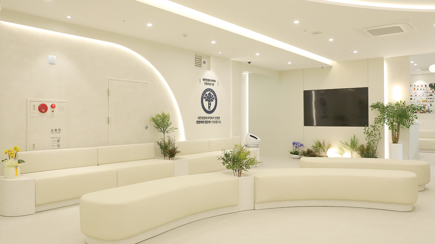 첫번째정형외과 인테리어 사진3